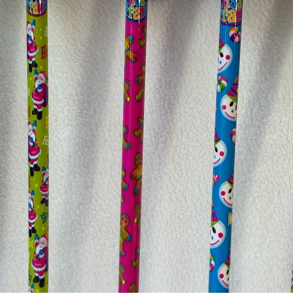 Rare Vintage New Lot of 13 Lisa Frank Holiday Pencils with fun eraser toppers